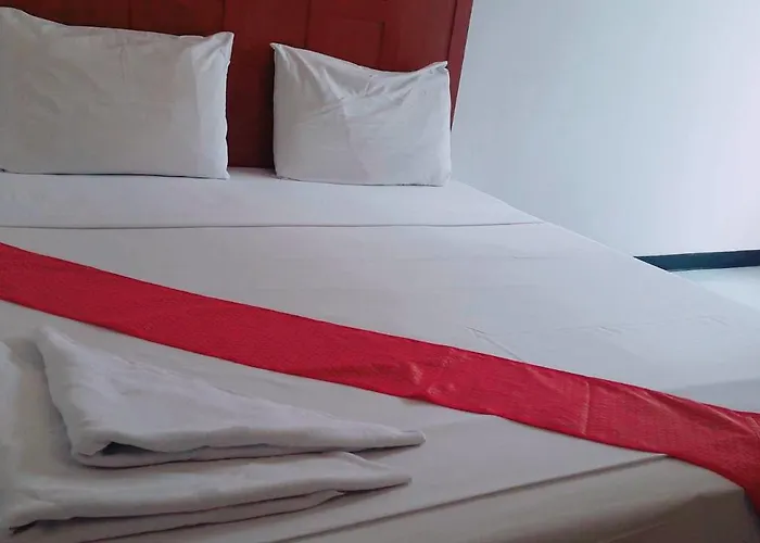 New Siam 1 Guest House Hostel *